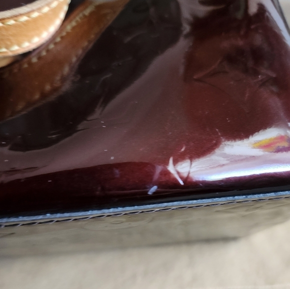 Louis Vuitton Reade PM Vernis Amarante - Picture 7 of 14